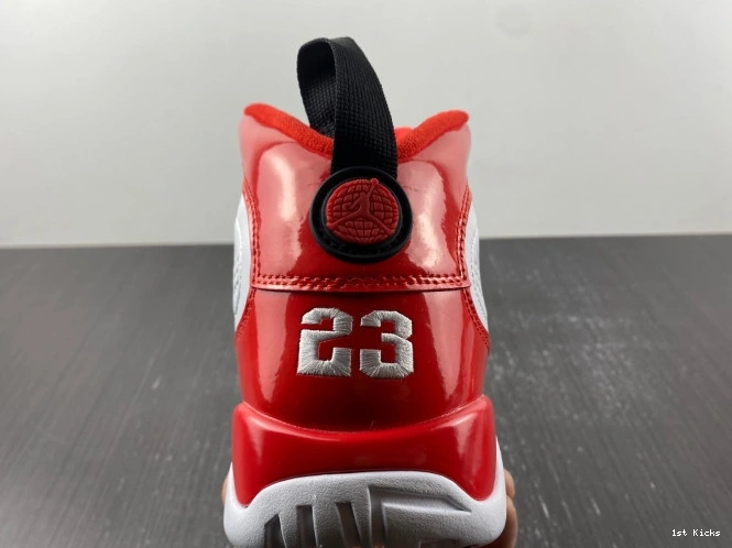 1st Kicks Shoes Jordan Gym Air 302370-160 9 White Red Retro 0820